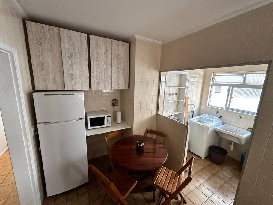 Apartamento Praia Da Enseada 瓜鲁雅 外观 照片